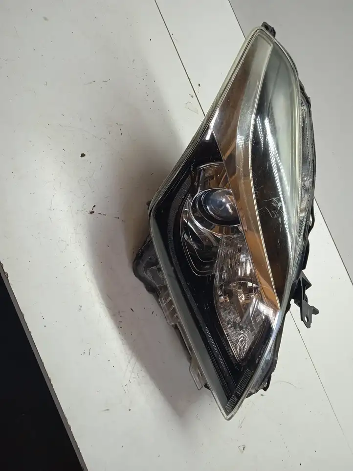 Suzuki Baleno IV (2015 - ) I351835100M Передняя фара — фото 8
