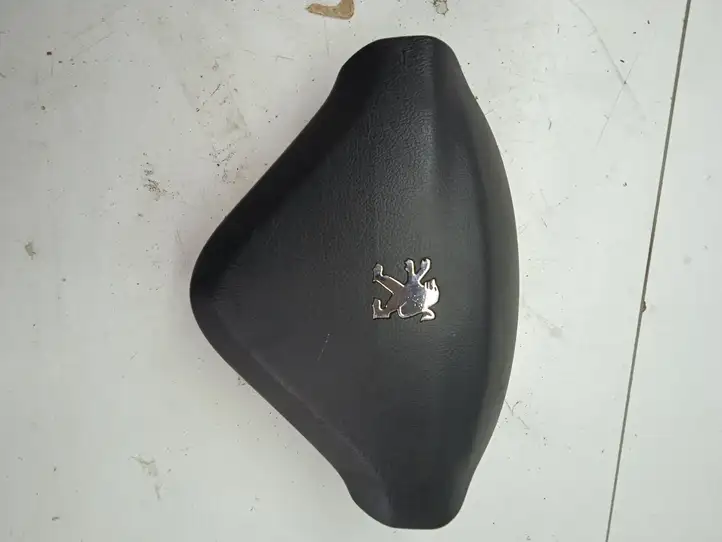 Peugeot 207 (2006 - 2009) PEUGEOT2072009M Подушка безопасности руля — фото 2