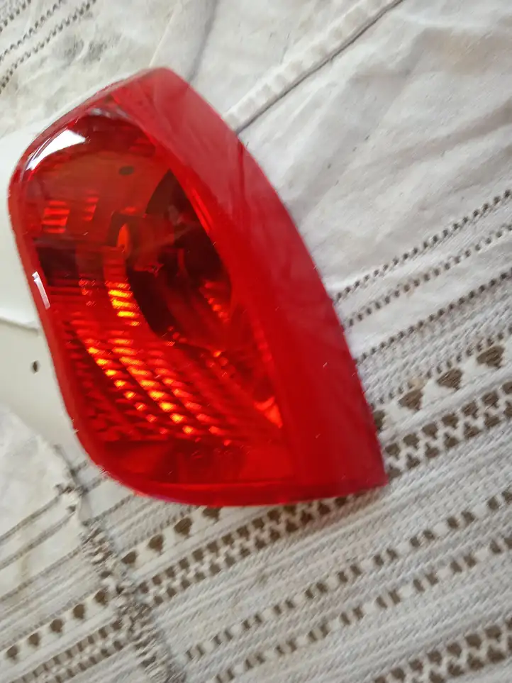 Ford Focus (2005 - 2008) 1M5115501 Задняя противотуманная фара — фото 1