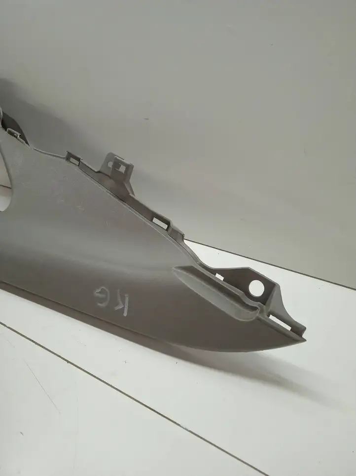 Toyota Prius (XW20) (2003 - 2009) 6248047020 Прочие детали салона — фото 6