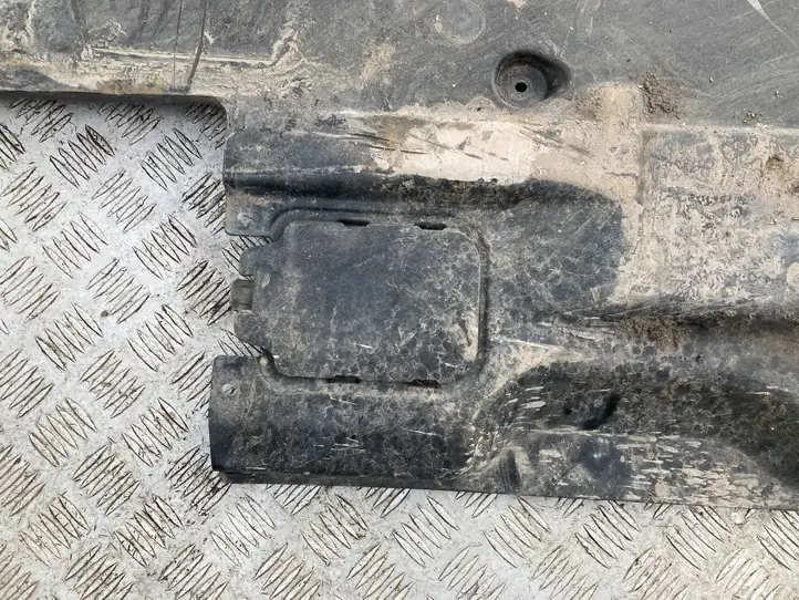 Volkswagen PASSAT B8 (2015 - ) 3Q0825102F Защита днища — фото 4