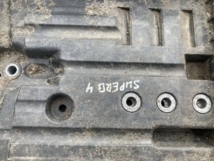 Skoda Superb B8 (3V) (2015 - 2023) 5Q0915321J Площадка аккумулятора — фото 6