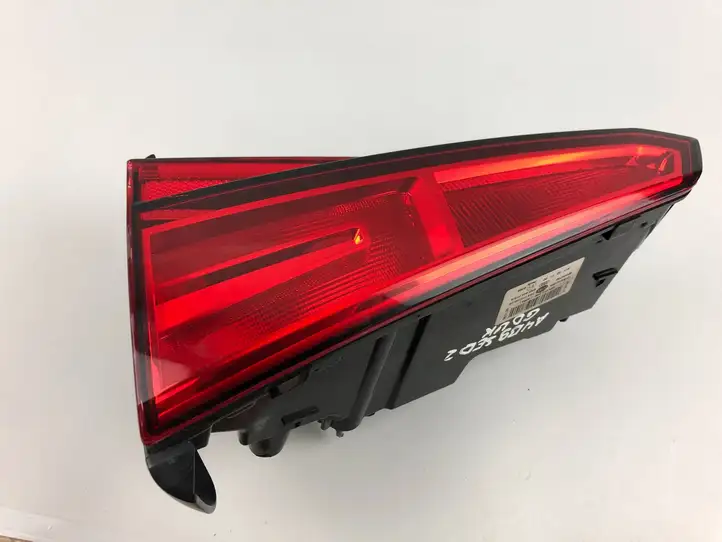 Audi A4 S4 B9 (2015 - 2019) 8W5945076A Задний фонарь в крышке багажника — фото 17