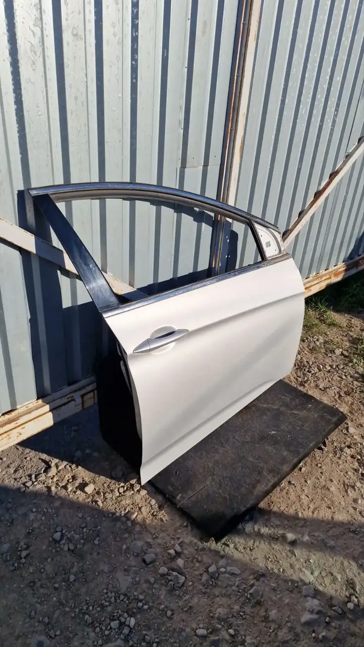 Hyundai i40 (2011 - ) Дверь — фото 2