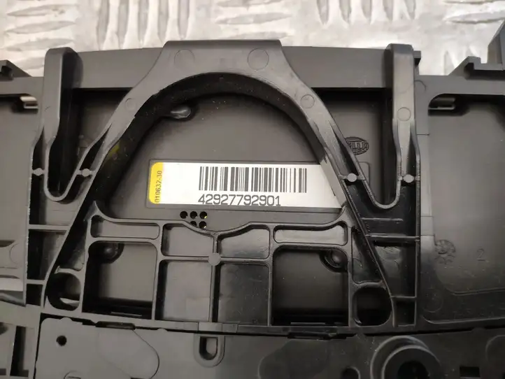 BMW 3 F30 F35 F31 (2012 - 2018) 9288777 Передняя подсветка — фото 6