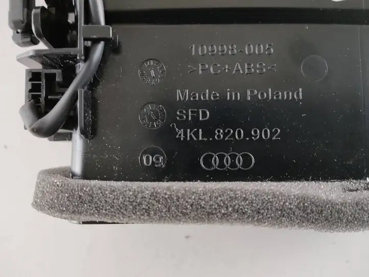 Audi e-tron (2018 - ) 4KL820902 Боковой воздушный дефлектор — фото 4