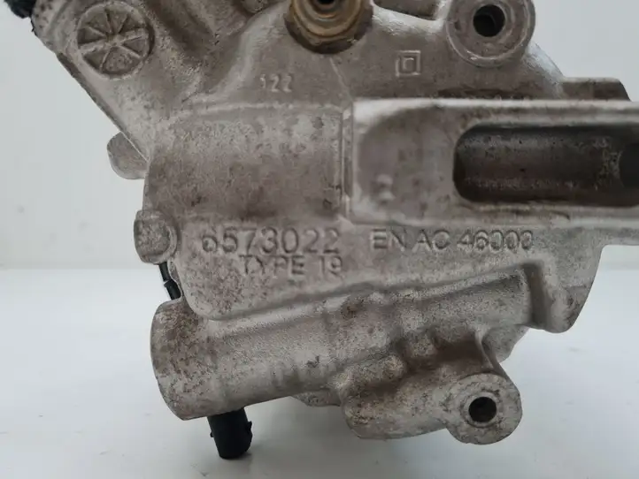 Opel Zafira B (2008 - 2014) 6573022 Компрессор (насос) кондиционера воздуха — фото 8