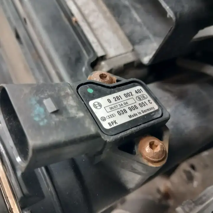 Volkswagen PASSAT B6 (2005 - 2010) 1K0121205S Комплект передней части — фото 12