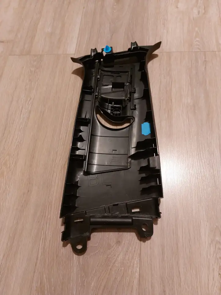 Toyota Corolla E210 E21 (2018 - ) 6242002330 Верхняя обшивка стойки B — фото 3
