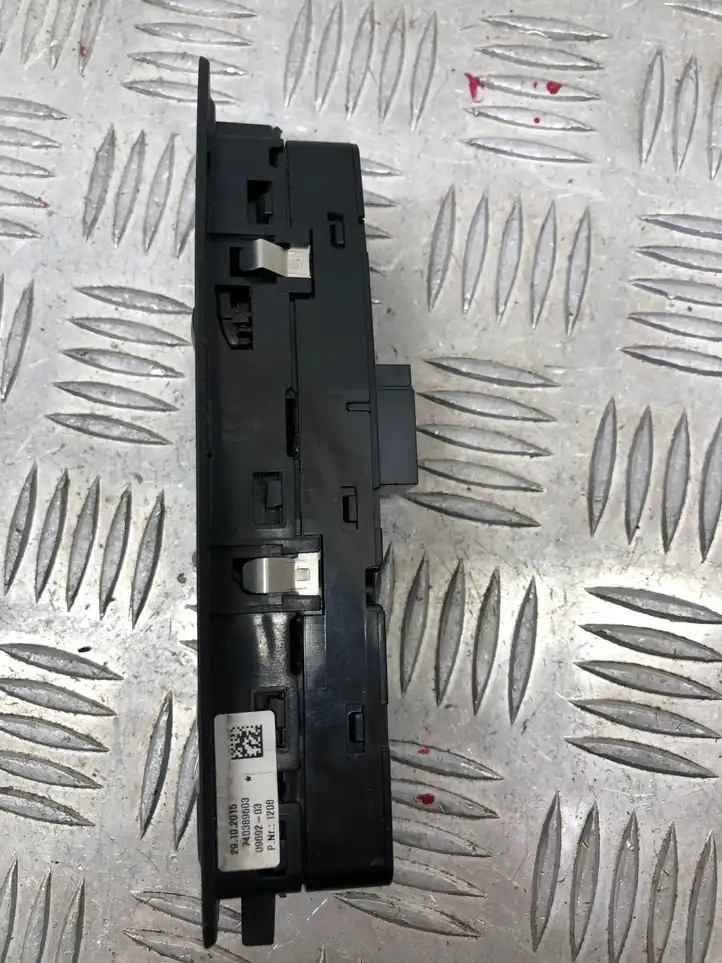 BMW 3 F30 F35 F31 (2012 - 2018) 9362107 Блок кнопок стеклоподъемников — фото 3