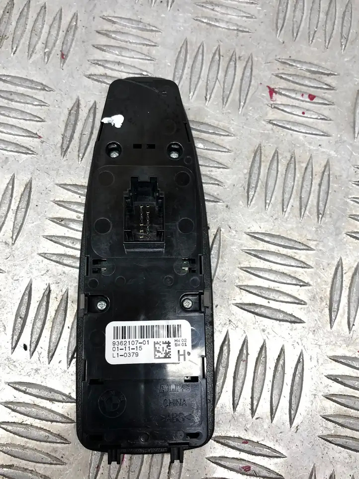 BMW 3 F30 F35 F31 (2012 - 2018) 9362107 Блок кнопок стеклоподъемников — фото 4