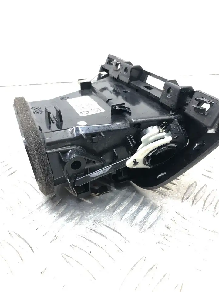 BMW 3 F30 F35 F31 (2012 - 2018) 9346226 Боковой воздушный дефлектор — фото 3