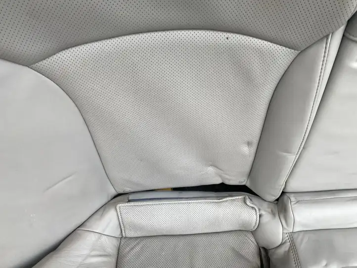 Lexus IS 220D-250-350 (2005 - 2010) Заднее сиденье — фото 4