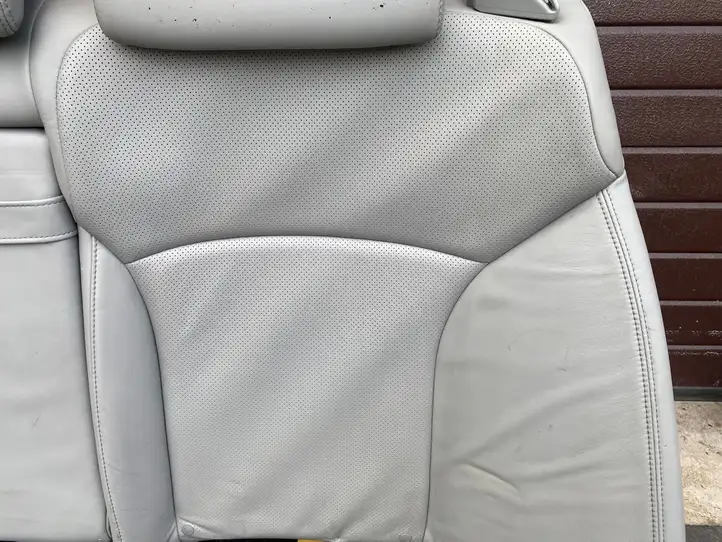 Lexus IS 220D-250-350 (2005 - 2010) Заднее сиденье — фото 25