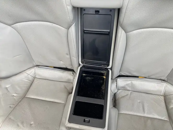 Lexus IS 220D-250-350 (2005 - 2010) Заднее сиденье — фото 35