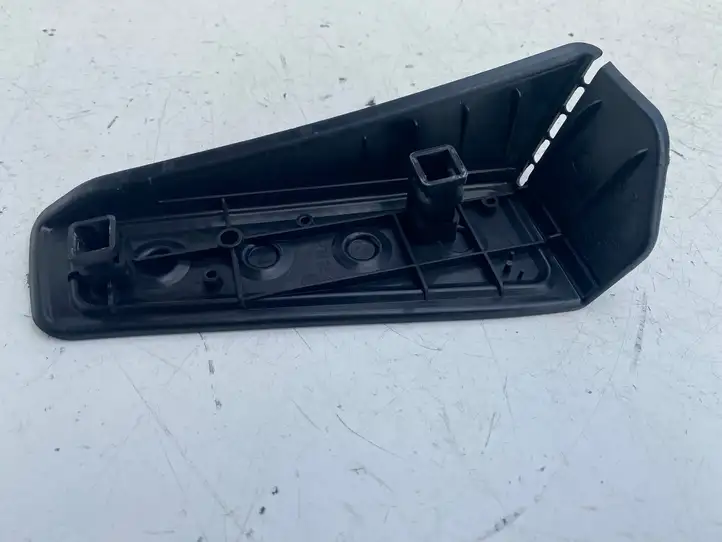 Lexus IS 220D-250-350 (2005 - 2010) 5819153110 Подставка для ноги — фото 9