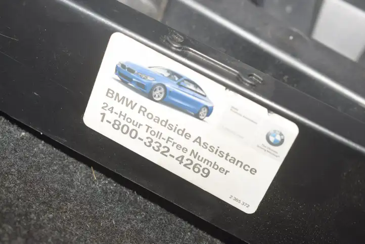 BMW 3 F30 F35 F31 (2012 - 2018) Боковая обшивка багажника — фото 14