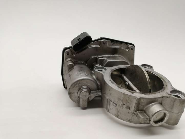 BMW 1 F20 F21 (2011 - 2019)  7810752 Дроссель