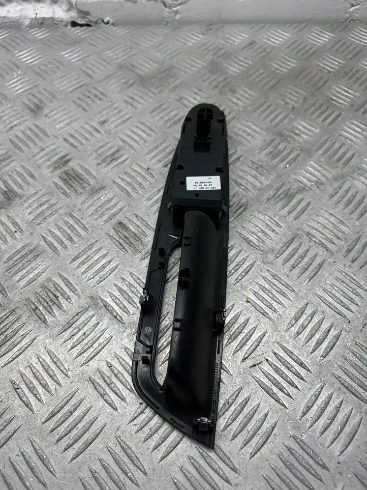 BMW X5 E70 (2006 - 2013) 9218044 Кнопка стеклоподъемников — фото 2