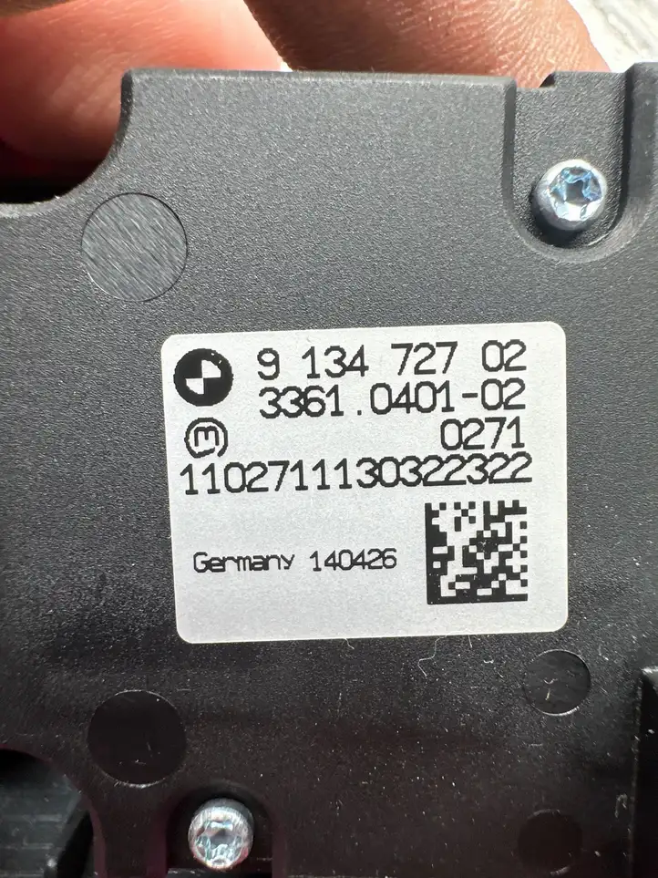 BMW X5 E70 (2006 - 2013) 9134727 Включатель фонарей — фото 3