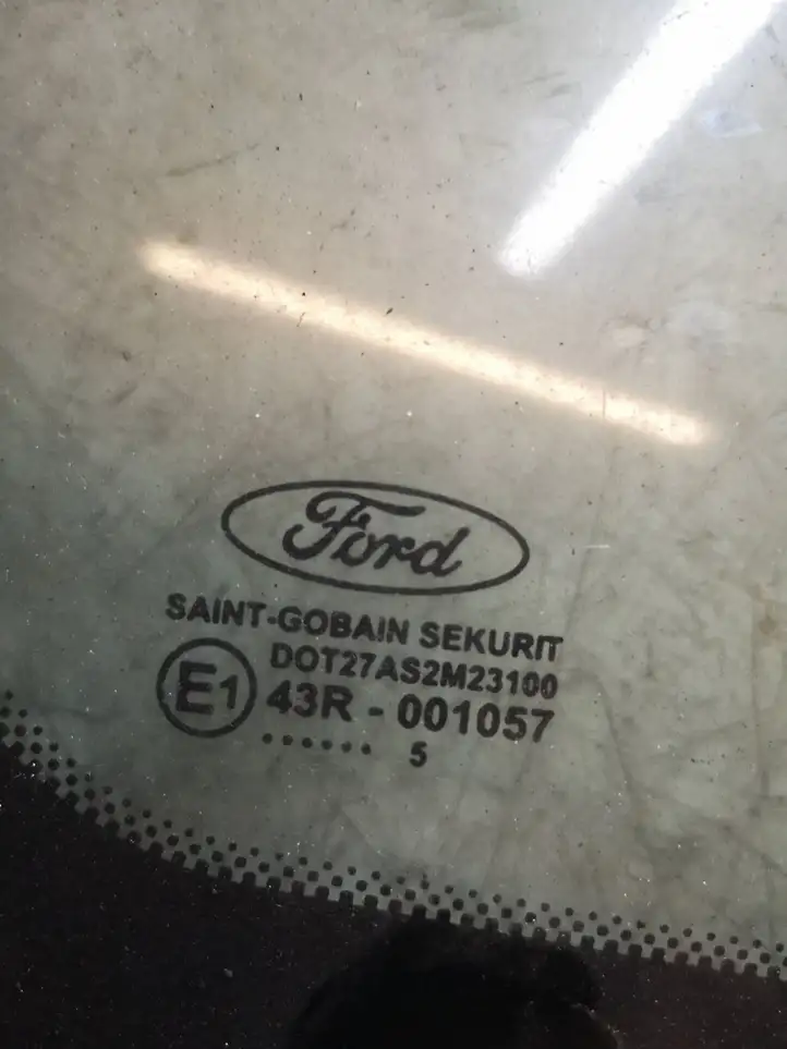 Ford C-MAX I (2003 - 2007) 43R001057 Форточка двери — фото 2