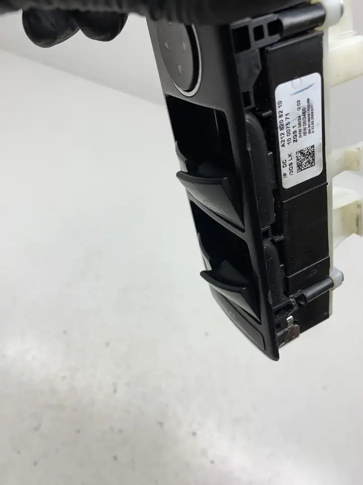 Mercedes-Benz E W212 (2009 - 2016) A2128208210 Блок кнопок стеклоподъемников — фото 2