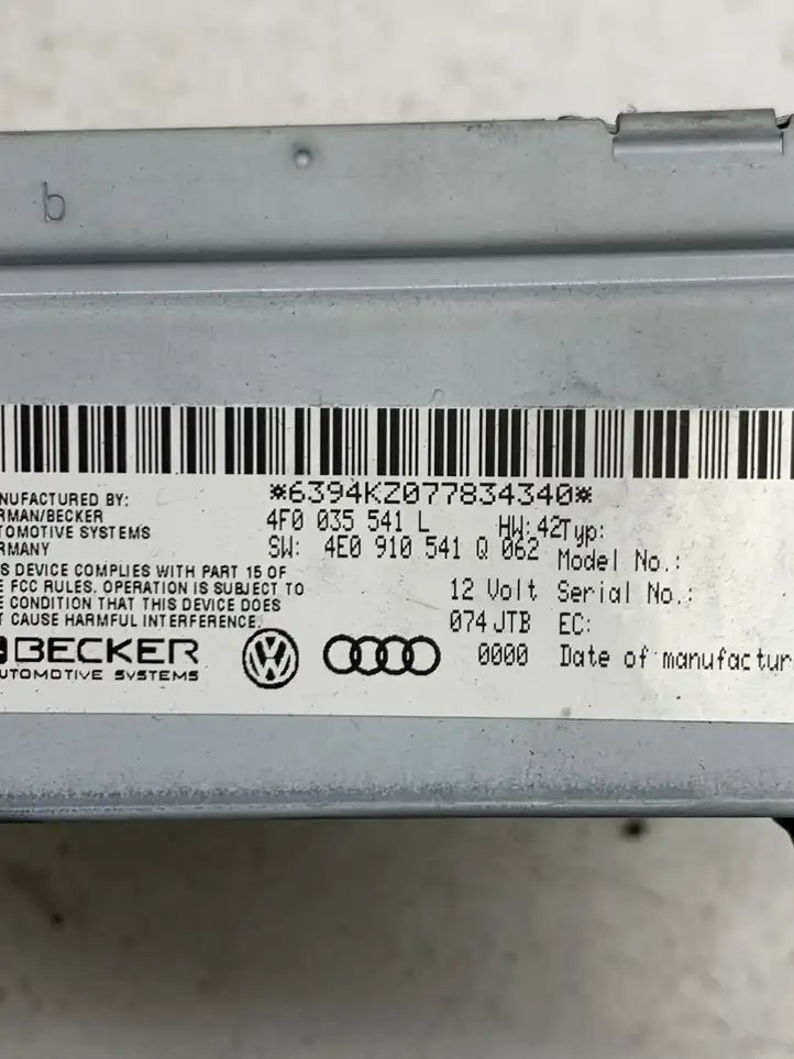 Audi A6 S6 C6 4F (2004 - 2008) 4F0035541L Магнитола / мультимедийная система — фото 2