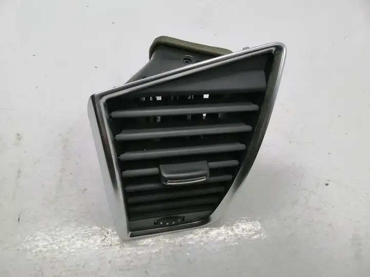 Audi Q5 SQ5 (2008 - 2012) 8R2820901B Боковой воздушный дефлектор — фото 3