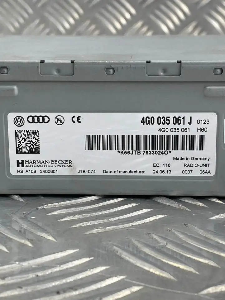 Volkswagen Touareg II (2010 - 2018) 4G0035061J Магнитола / мультимедийная система — фото 8