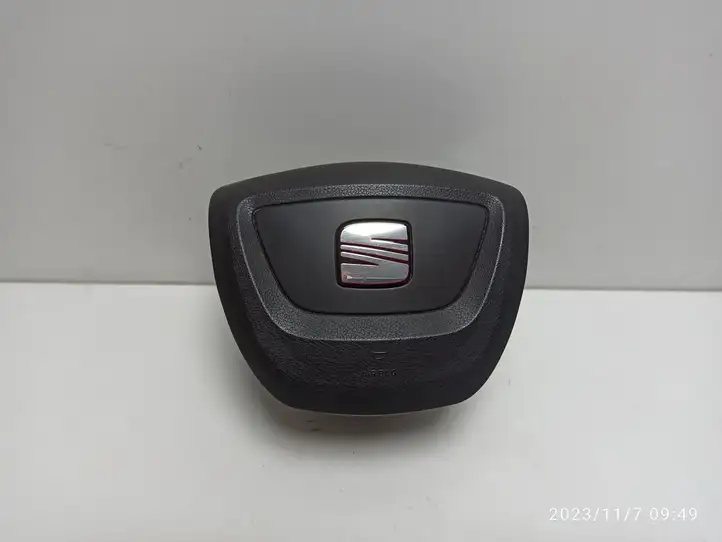 Seat Altea XL (2004 - 2015) Подушка безопасности руля — фото 1