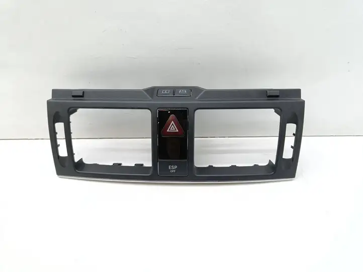 Mercedes-Benz C W204 (2007 - 2014) 2048706558 Включатель аварийных фонарей — фото 1