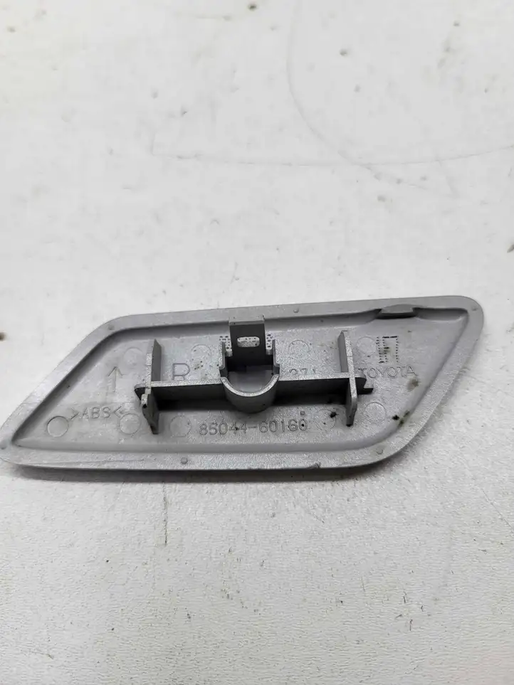 Toyota Land Cruiser (J150) (2009 - ) 8504460160 Крышка омывателя фар — фото 2