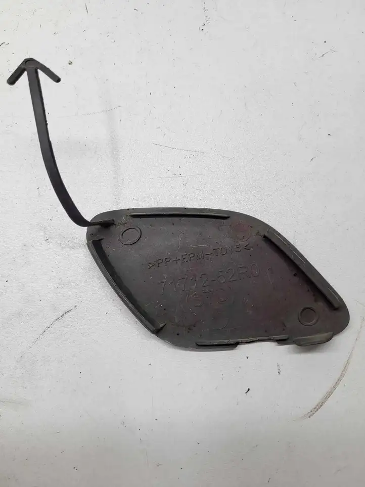 Suzuki Swift (2011 - 2016) 7171252R0 Заглушка буксировочной петли — фото 2