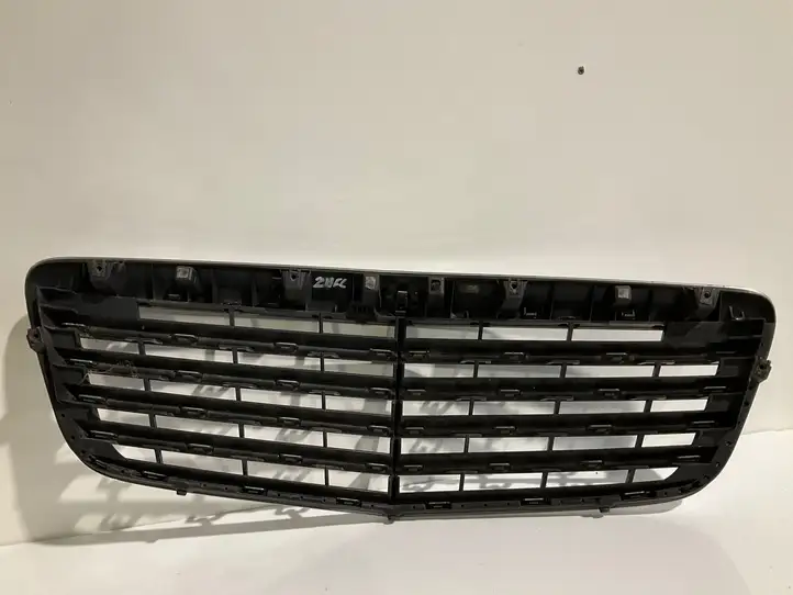 Mercedes-Benz E W211 (2002 - 2009) A2118801783 Передняя решетка — фото 6