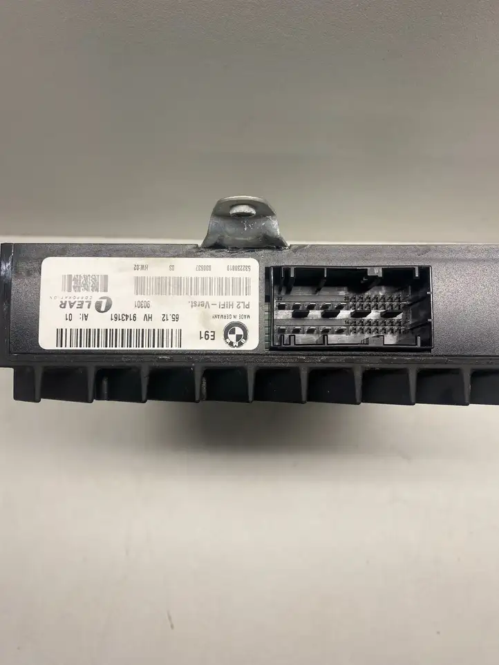 BMW 3 E90 E91 (2005 - 2012) 9143161 Усилитель звука — фото 3