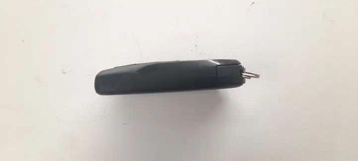 Toyota Yaris Cross (2020 - ) Ключ зажигания — фото 3