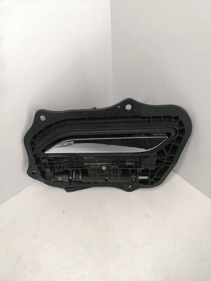 Tesla Model S (2012 - 2016) 106638000A Наружная ручка двери — фото 1