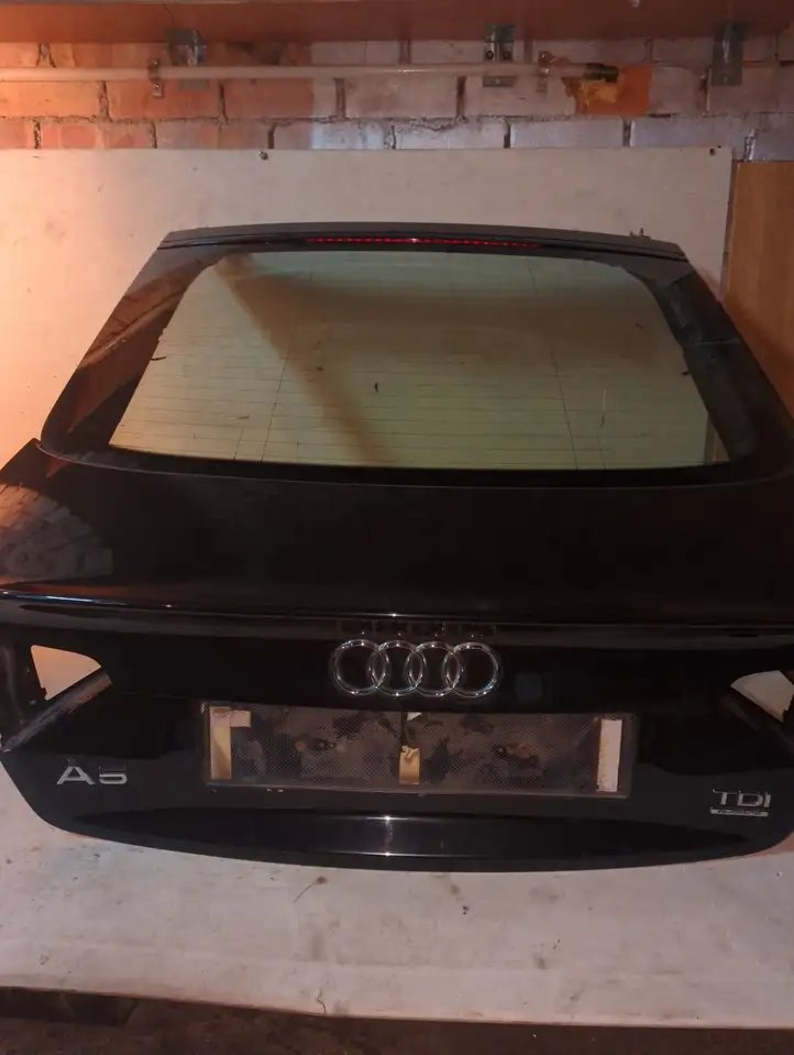 Audi A5 8T 8F (2007 - 2011) Крышка багажника — фото 1