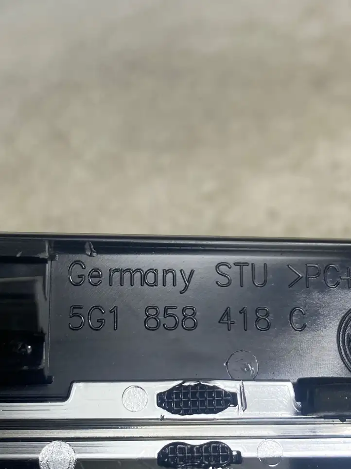 Volkswagen Golf VII (2013 - 2019) 5G1858418C Отделка внутренней панели салона — фото 5