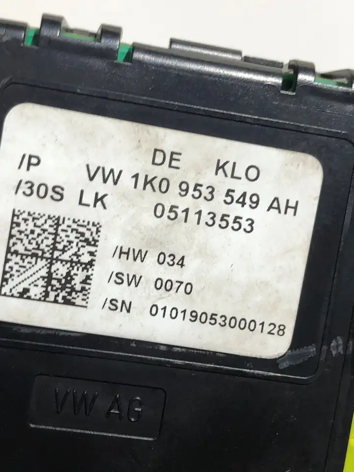 Audi A3/S3 8P (2004 - 2008) 1K0953549AH Блок управления усилителем руля — фото 3