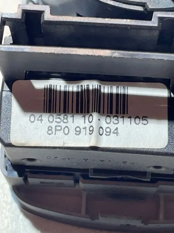 Audi A3/S3 8P (2004 - 2008) 8P0919094 Включатель фонарей — фото 3