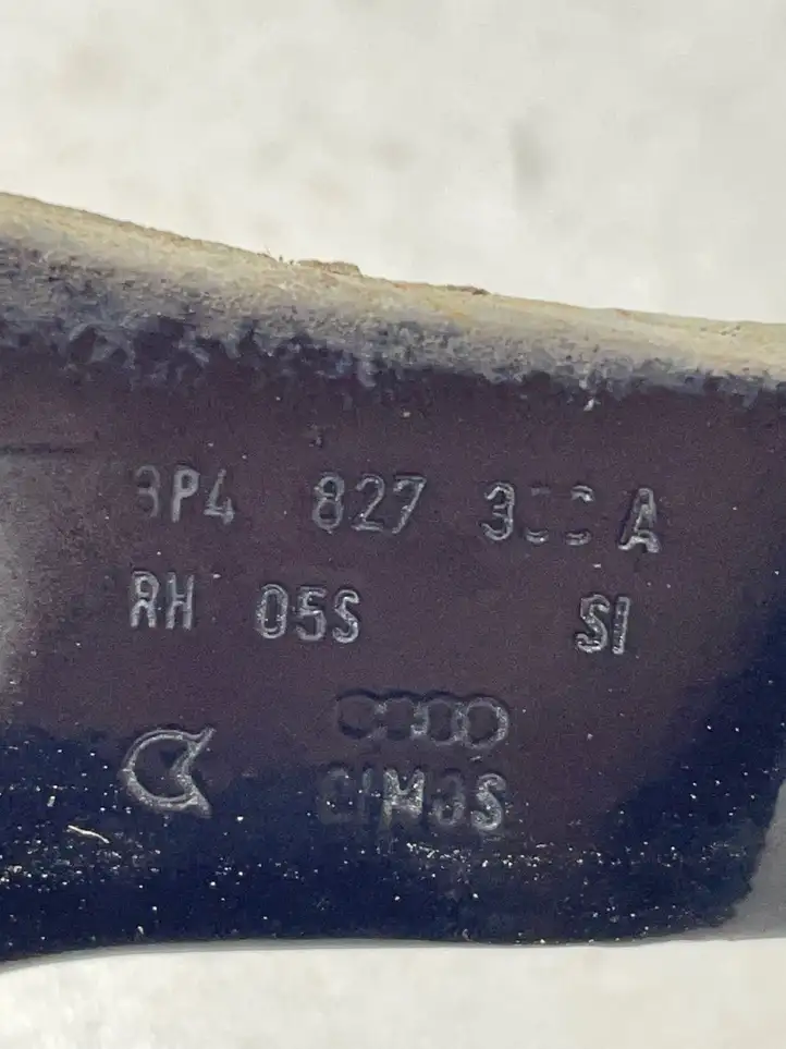 Audi A3/S3 8P (2004 - 2008) 8P4827350A Петли крышки багажника — фото 3