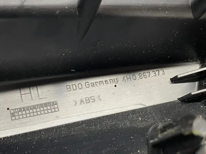 Audi A8 S8 D4 4H (2010 - 2014) 4H0867373 Прочая отделка задней двери — фото 2