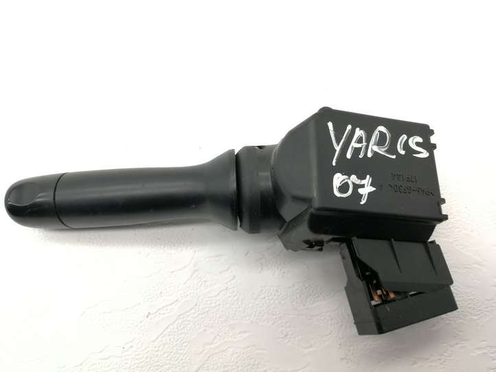 Toyota Yaris (2005 - 2009)  0D03017F144 Включатель скорости стеклоочистителей