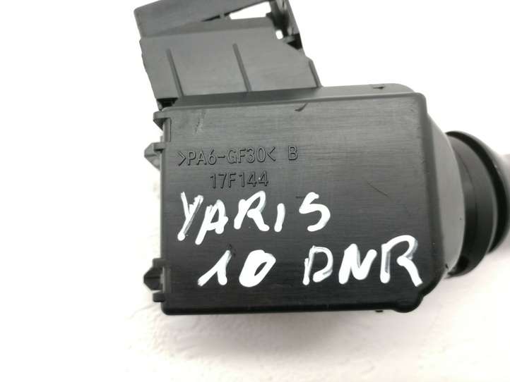 Toyota Yaris (2009 - 2012)  17F144 Включатель скорости стеклоочистителей