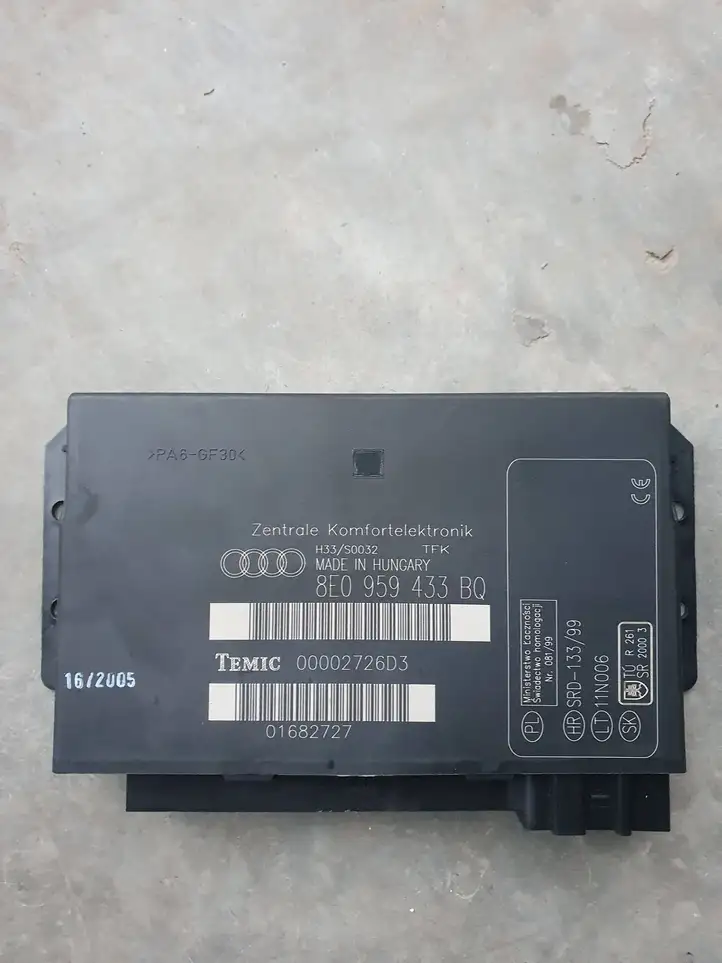 Audi A4 S4 B7 8E 8H (2004 - 2009) 8E0959433BQ Модуль комфорта — фото 1