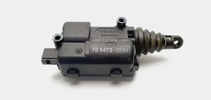 Opel Zafira B (2003 - 2006) 13118786 Актуатор замка задней двери — фото 2