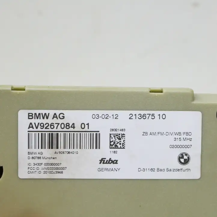 BMW 5 F10 F11 (2009 - 2016) 9267084 Усилитель антенны — фото 6