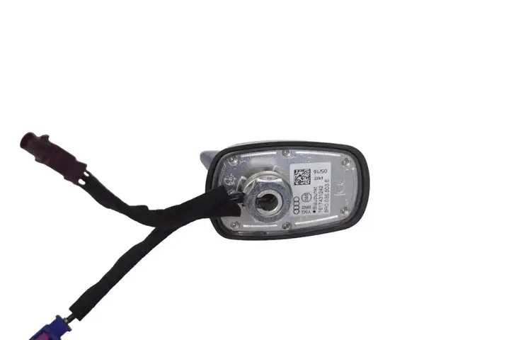 Audi Q5 SQ5 (2012 - 2017) 8R0035503E GPS антенна — фото 3