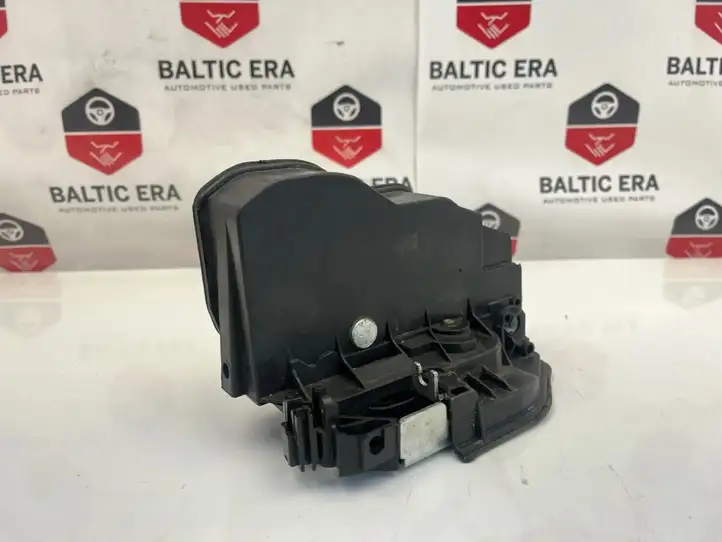 BMW 3 F30 F35 F31 (2012 - 2018) 7229461 Замок передней двери — фото 1